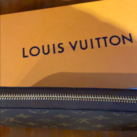 Louis Vuitton Zippy wallet - Picture 12 of 16
